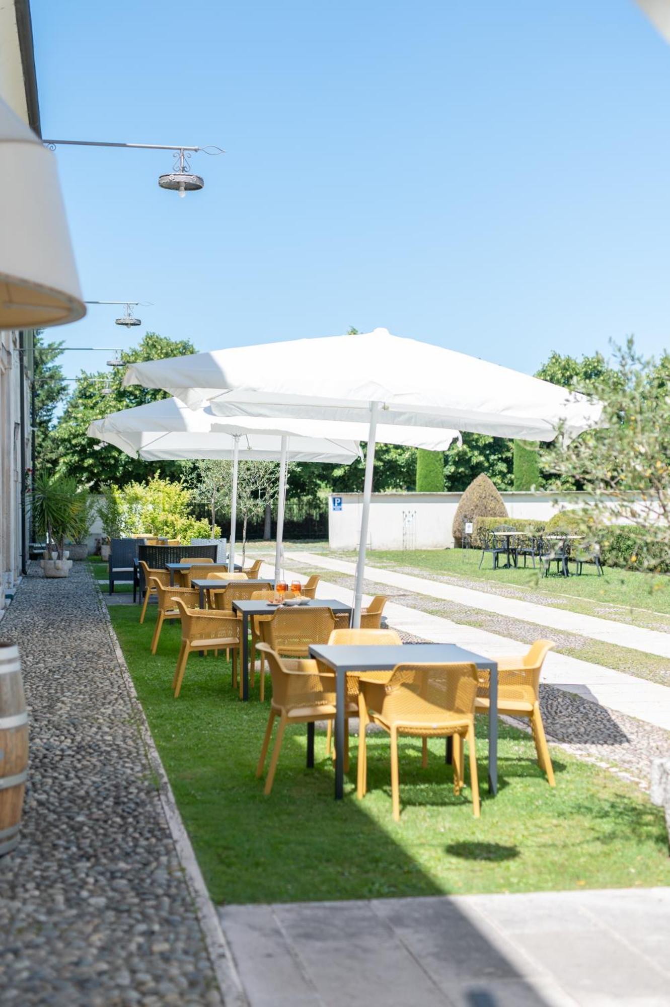 Residenza Villa Vecelli Cavriani Mozzecane Exterior foto
